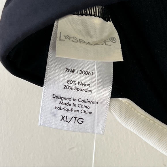 L*Space Nico Bikini Top Cream & Black Size XL NWT NEW Demi Cup Swim Vacation - Picture 8 of 8